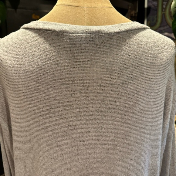 Revolve Daydreamer floral skull transfer print pull over top - Picture 10 of 15